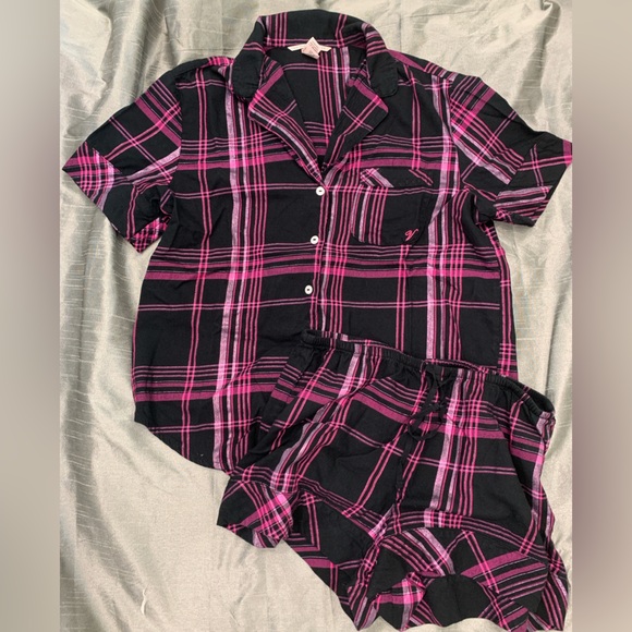 Victoria's Secret Other - 💜Victoria’s Secret🩷soft flannel PJ set💜